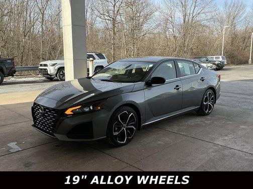 2023 Nissan Altima 2.5 SR