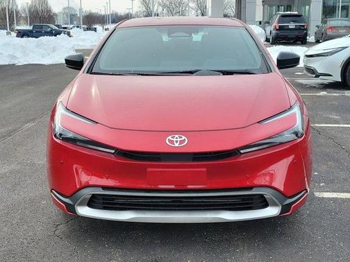 2026 Toyota Prius Plug-In Hybrid SE