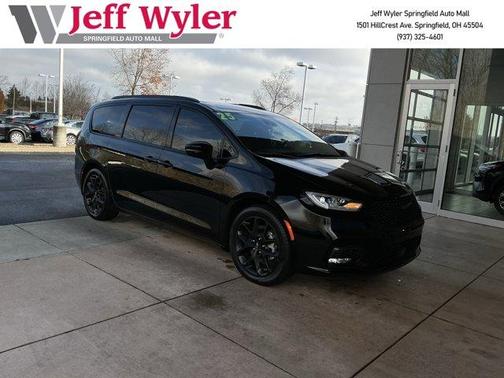 2025 Chrysler Pacifica Limited