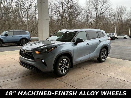 2024 Toyota Highlander XLE