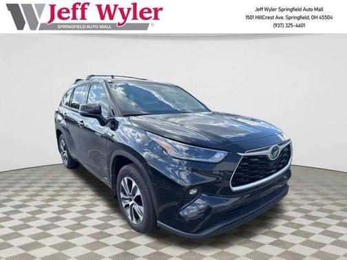 2021 Toyota Highlander Hybrid XLE