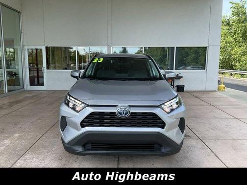 2023 Toyota RAV4 Hybrid XLE