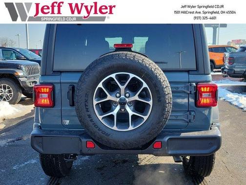 Anvil Clearcoat 2025 Jeep Wrangler Sport