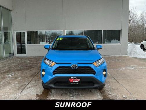 2020 Toyota RAV4 XLE