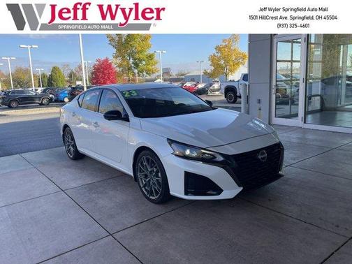 2023 Nissan Altima 2.0 SR