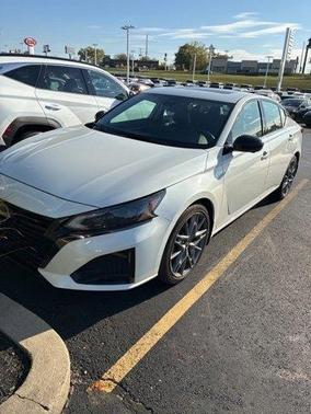 2023 Nissan Altima 2.0 SR