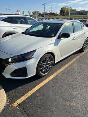 2023 Nissan Altima 2.0 SR