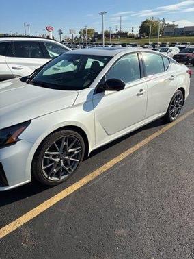 2023 Nissan Altima 2.0 SR