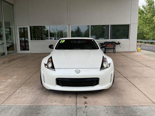 2019 Nissan 370Z NISMO