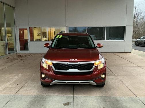 2023 Kia Seltos S