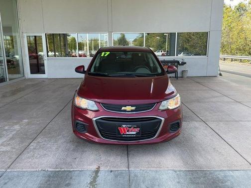 2017 Chevrolet Sonic LT