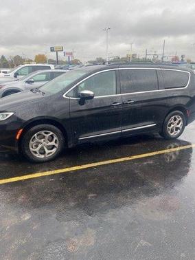 2022 Chrysler Pacifica Limited