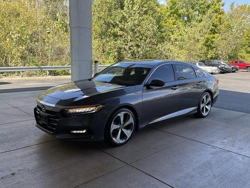 2019 Honda Accord Touring 2.0T