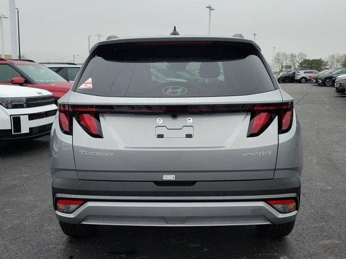 2026 Hyundai TUCSON Hybrid SEL