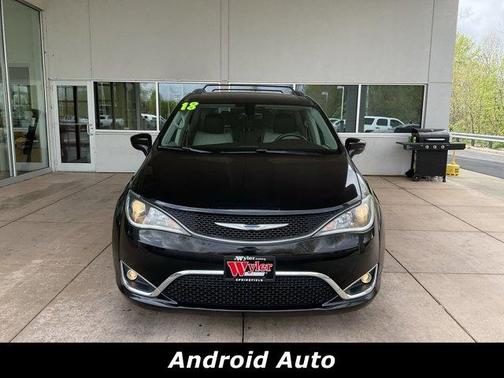 2018 Chrysler Pacifica Touring-L