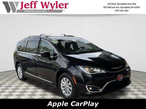 2018 Chrysler Pacifica Touring-L