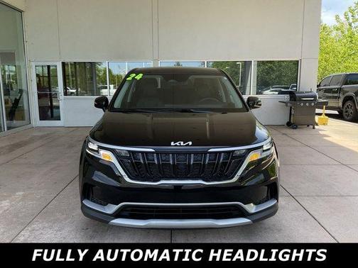 2024 Kia Carnival LX