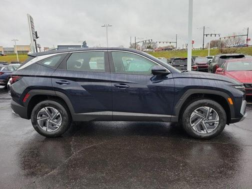 2026 Hyundai TUCSON Hybrid Blue SE