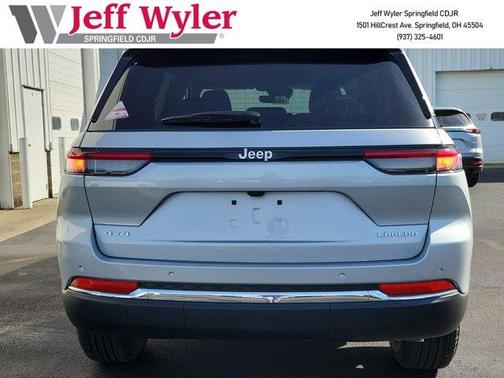 2025 Jeep Grand Cherokee Laredo X