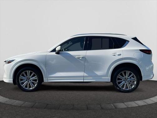 2022 Mazda CX-5 Signature