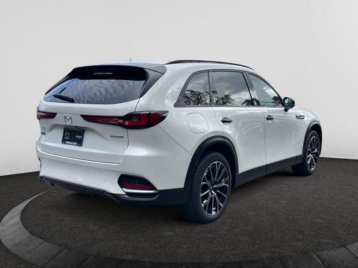 2025 Mazda CX-70 PHEV Premium Plus Package