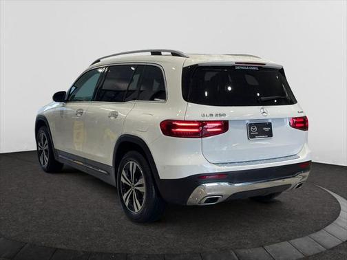 2024 Mercedes-Benz GLB 250 4MATIC