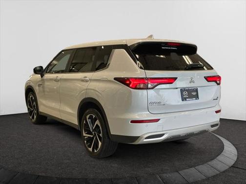 2024 Mitsubishi Outlander PHEV SE S-AWC