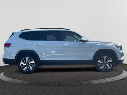 2024 Volkswagen Atlas 2.0T SE w/Technology 4MOTION