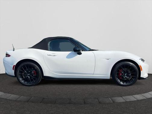 2024 Mazda MX-5 Miata Club