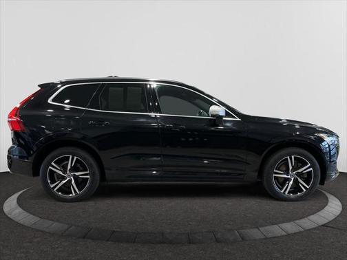 2019 Volvo XC60 T6 R-Design