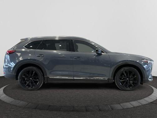 2023 Mazda CX-9 Carbon Edition