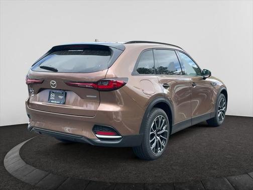2025 Mazda CX-70 PHEV Premium Package