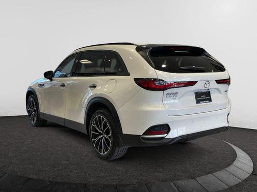 2025 Mazda CX-70 PHEV Premium Package