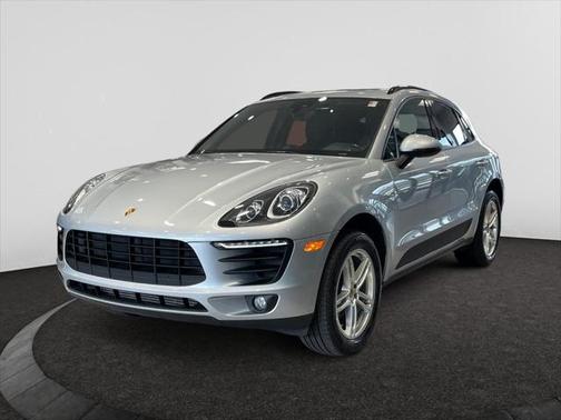 2017 Porsche Macan Base