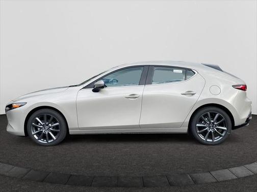 2025 Mazda Mazda3 FWD w/Preferred Package