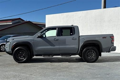 2024 Nissan Frontier PRO-4X