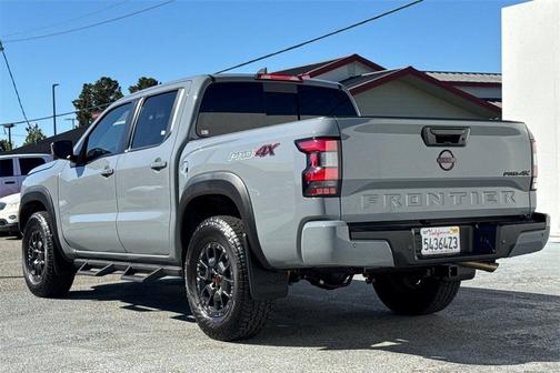 2024 Nissan Frontier PRO-4X