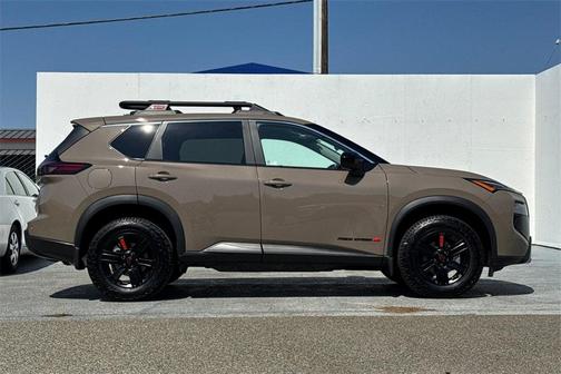 2025 Nissan Rogue 