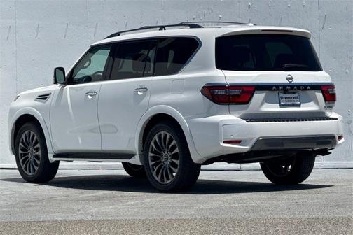 2024 Nissan Armada Platinum