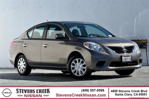 2012 Nissan Versa 1.6 SV