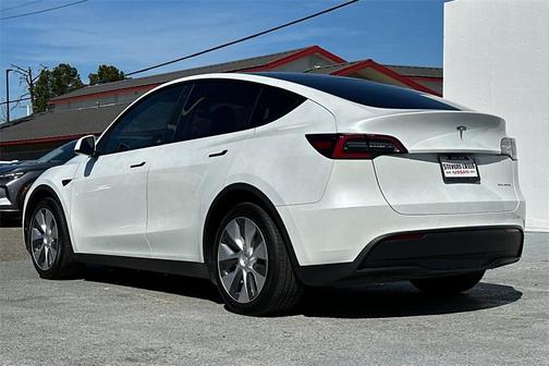 2020 Tesla Model Y Long Range