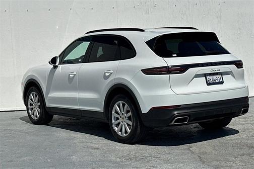 2021 Porsche Cayenne Base