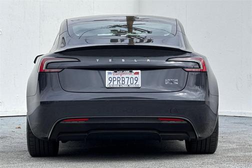 2024 Tesla Model 3 Performance