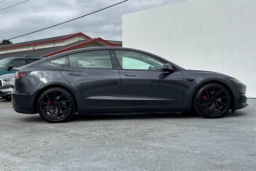 2024 Tesla Model 3 Performance