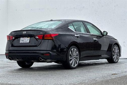 2024 Nissan Altima 2.5 SL