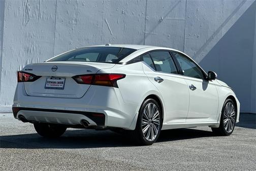 2024 Nissan Altima 2.5 SL