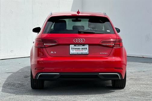 2018 Audi A3 e-tron 1.4T Premium