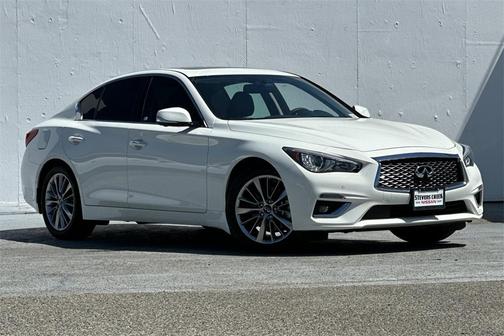 2022 INFINITI Q50 LUXE