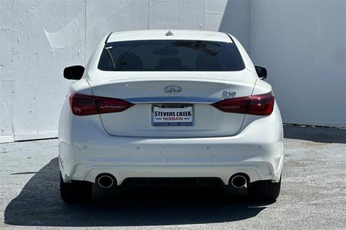 2022 INFINITI Q50 LUXE