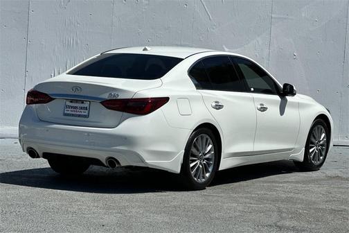 2022 INFINITI Q50 LUXE